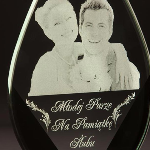 Glass uv laser engraving machine are ideal for wedding gift